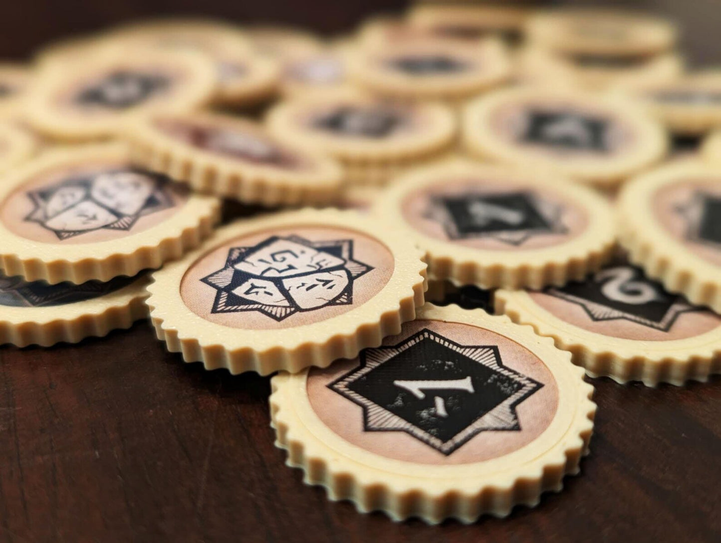 Arkham Horror LCG Coins Capsules - Arkham Horror Tokens Protectors