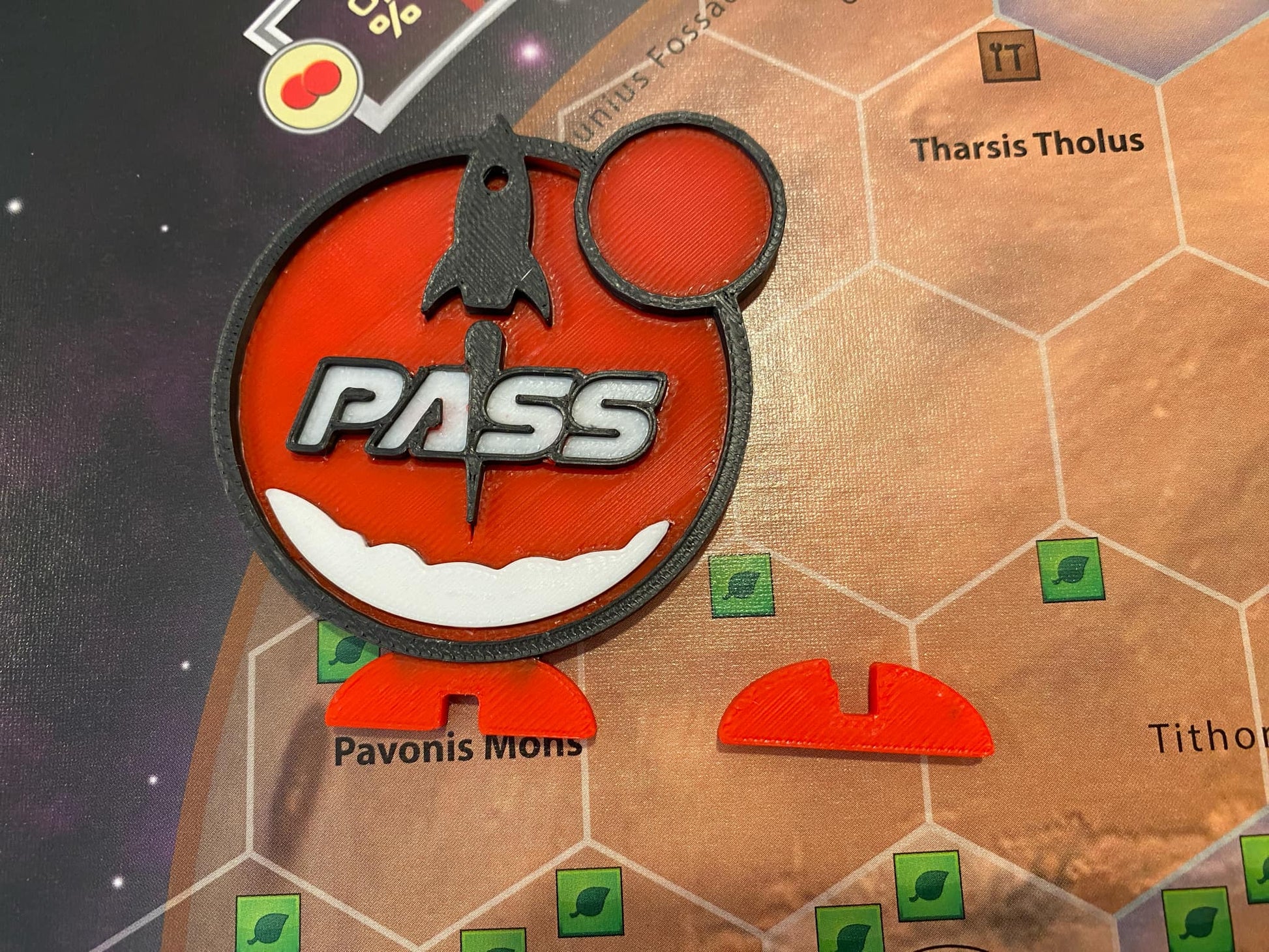 Terraforming mars pass red top