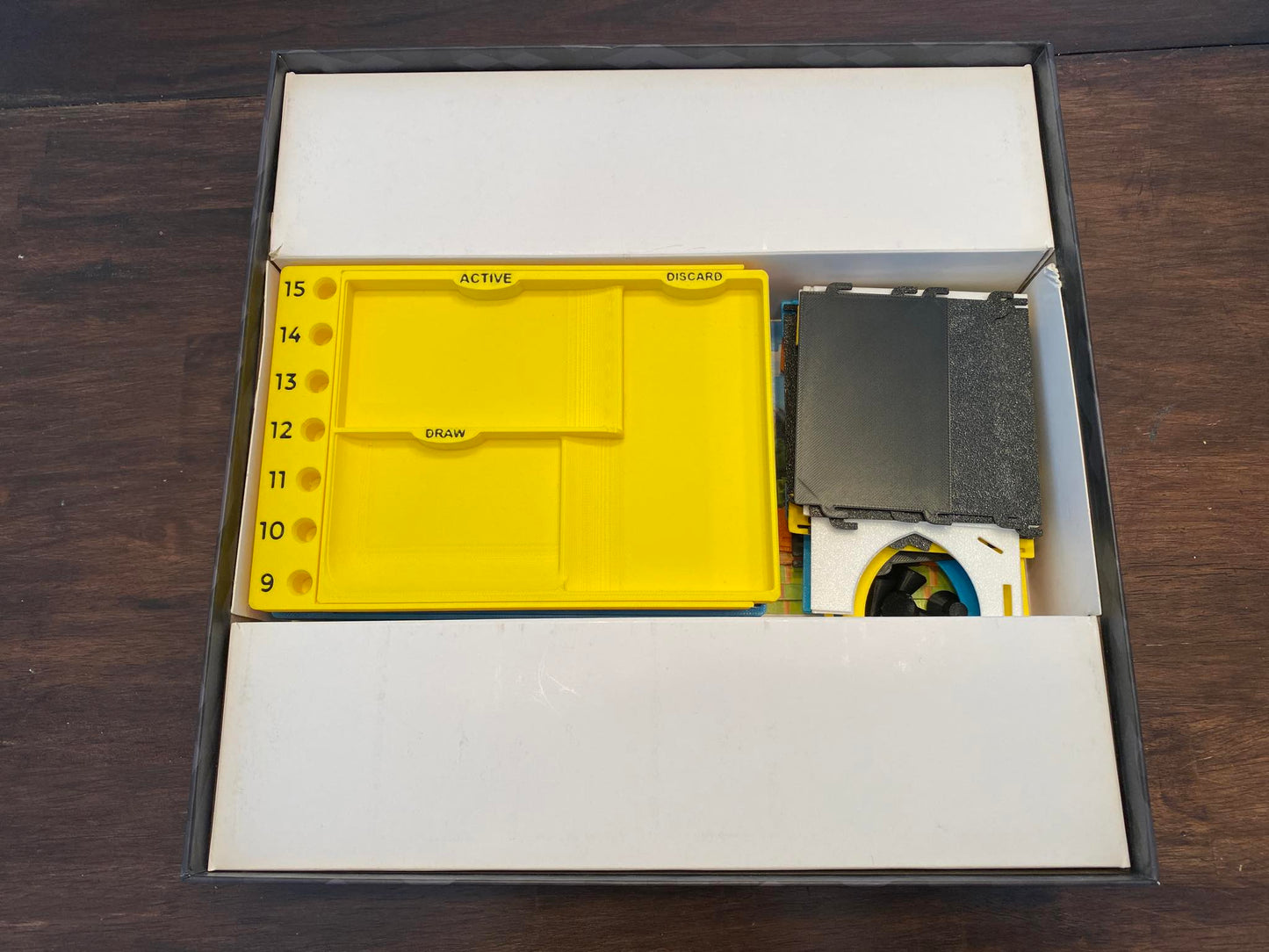 Cubitos Dice Tray and Dice Tower