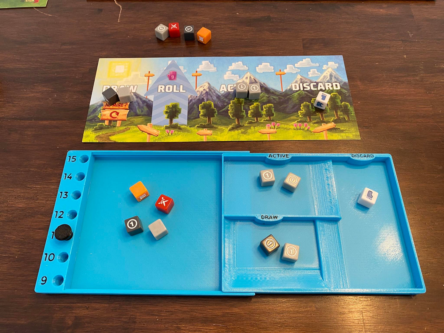 Cubitos Dice Tray and Dice Tower